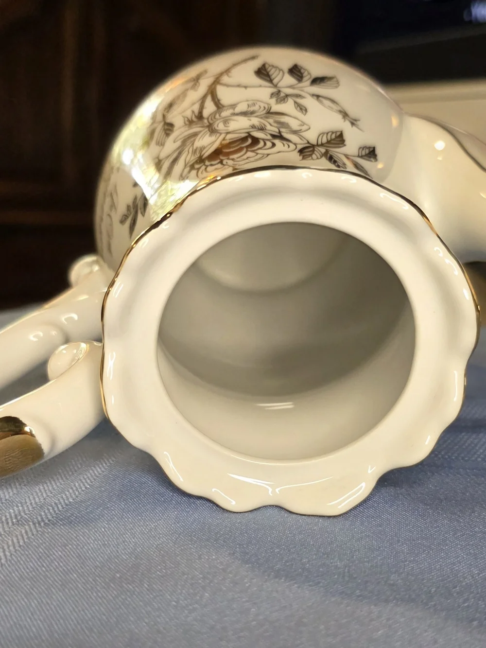 Norcrest Châtillon Fine Porcelain 40th Anniversary Coffee Pot Burgundy Gold